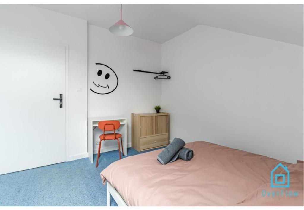Neptune 5 Min To Old Town Homestay *